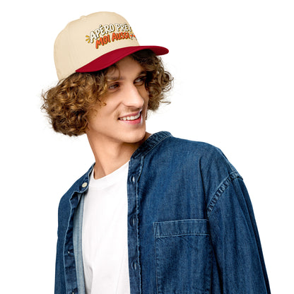 Casquette Snapback, brodée « Apéro prêt, moi aussi », en Red/Natural, vue de trois quarts, image 6