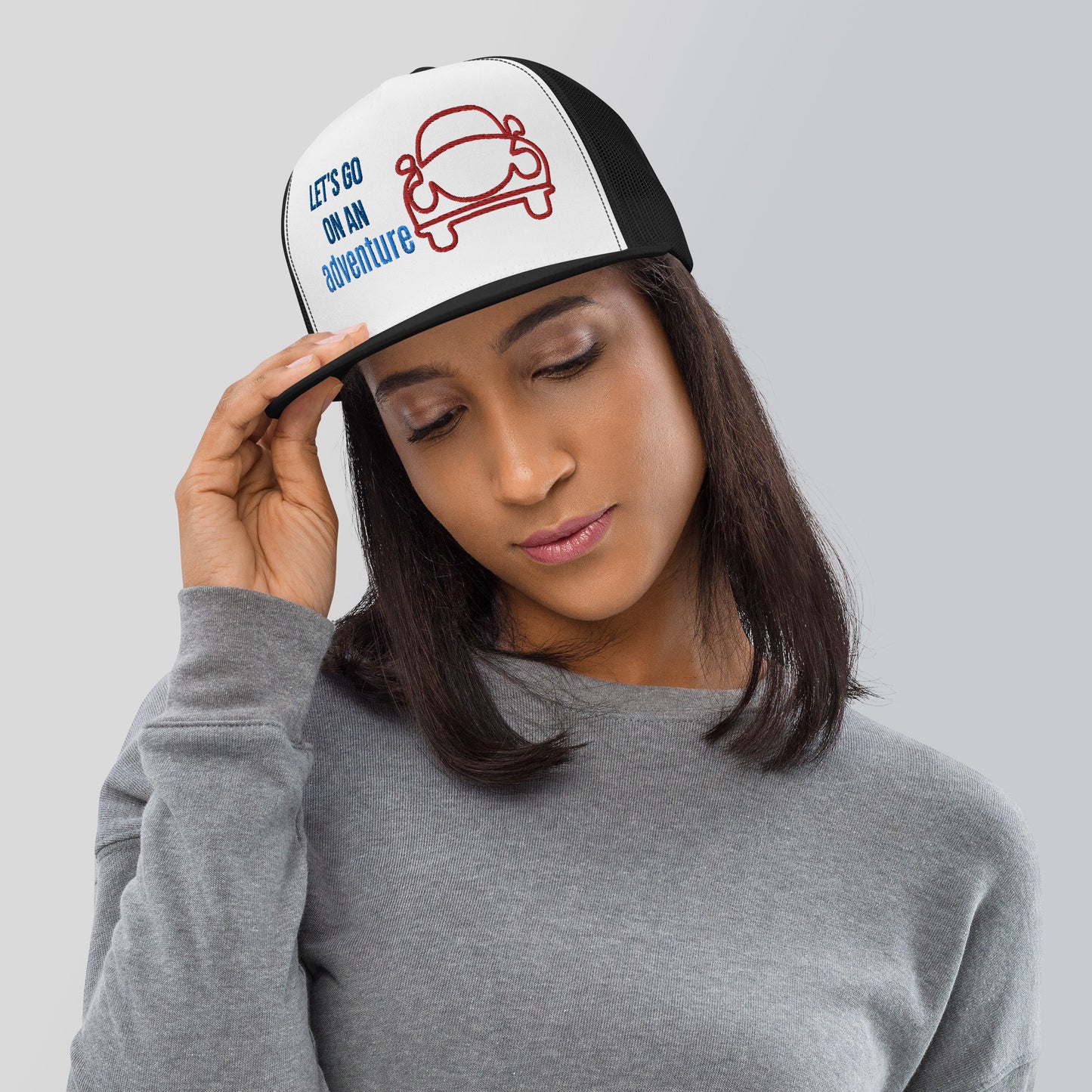 Casquette Trucker de couleur noire "Let's go on in adventure"