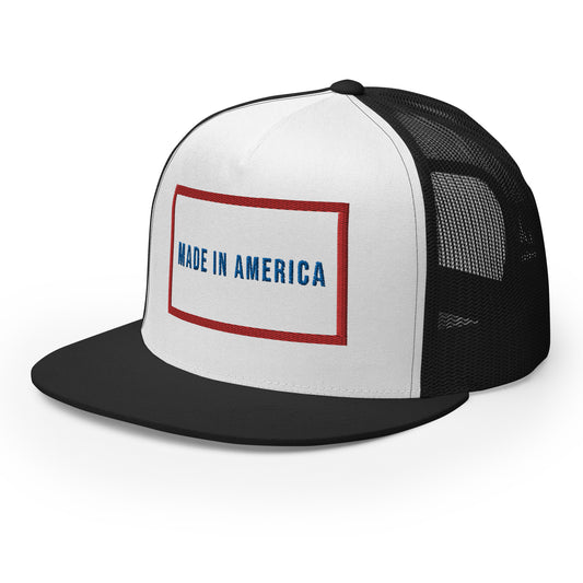 Casquette Trucker de couleur noire "Made In America"