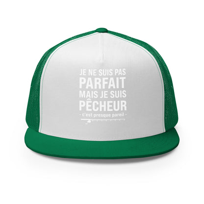 Casquette Trucker, brodée « Je ne suis pas parfait mais je suis pêcheur, c'est presque pareil », vue de face, image 49