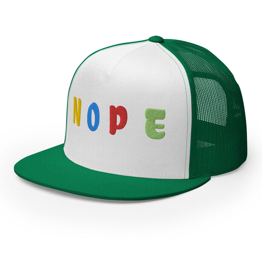 Casquette Trucker de couleur verte "NOPE"