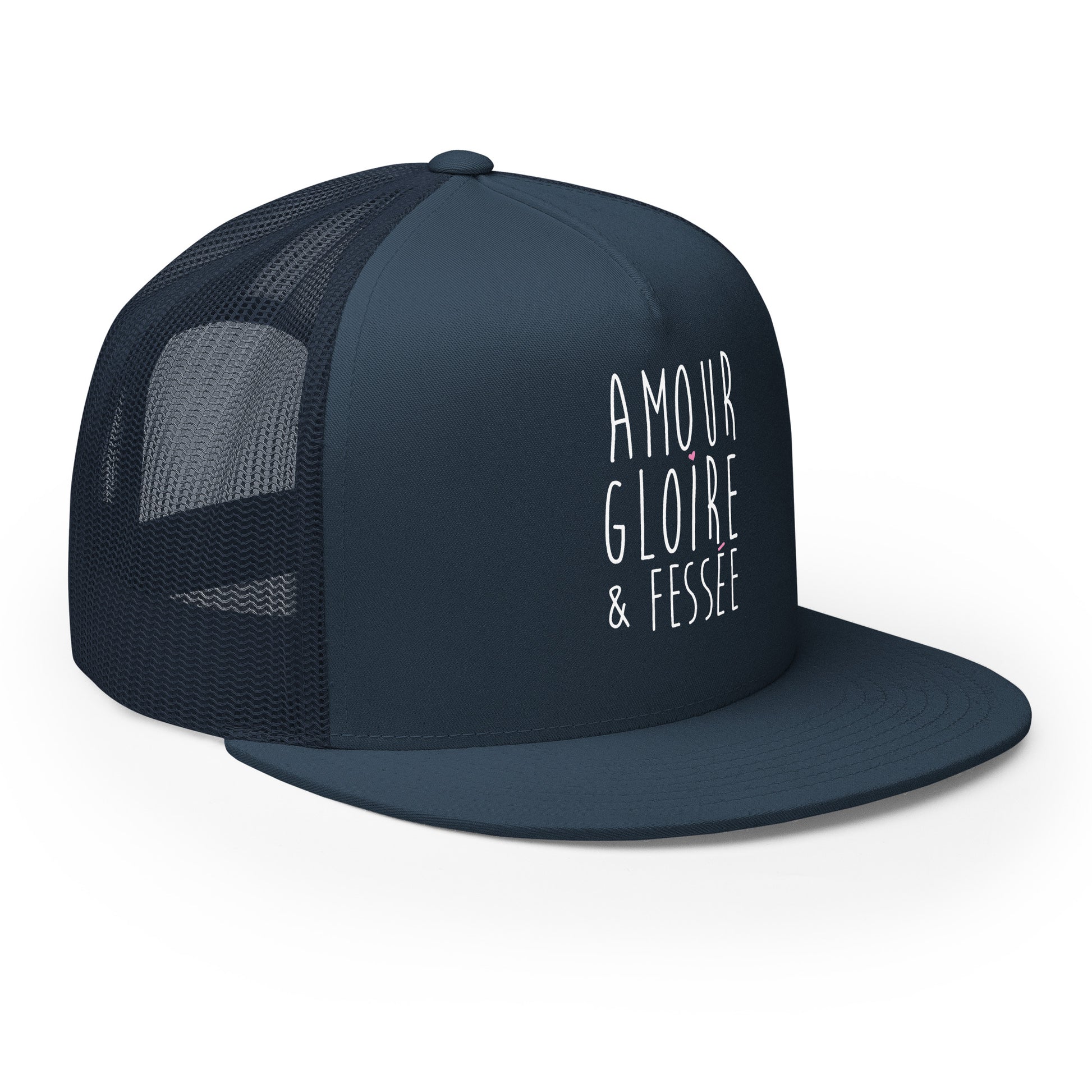 Casquette Trucker, brodée « Amour, Gloire & Fessée », en Bleu Marine, vue de trois quarts, image 18