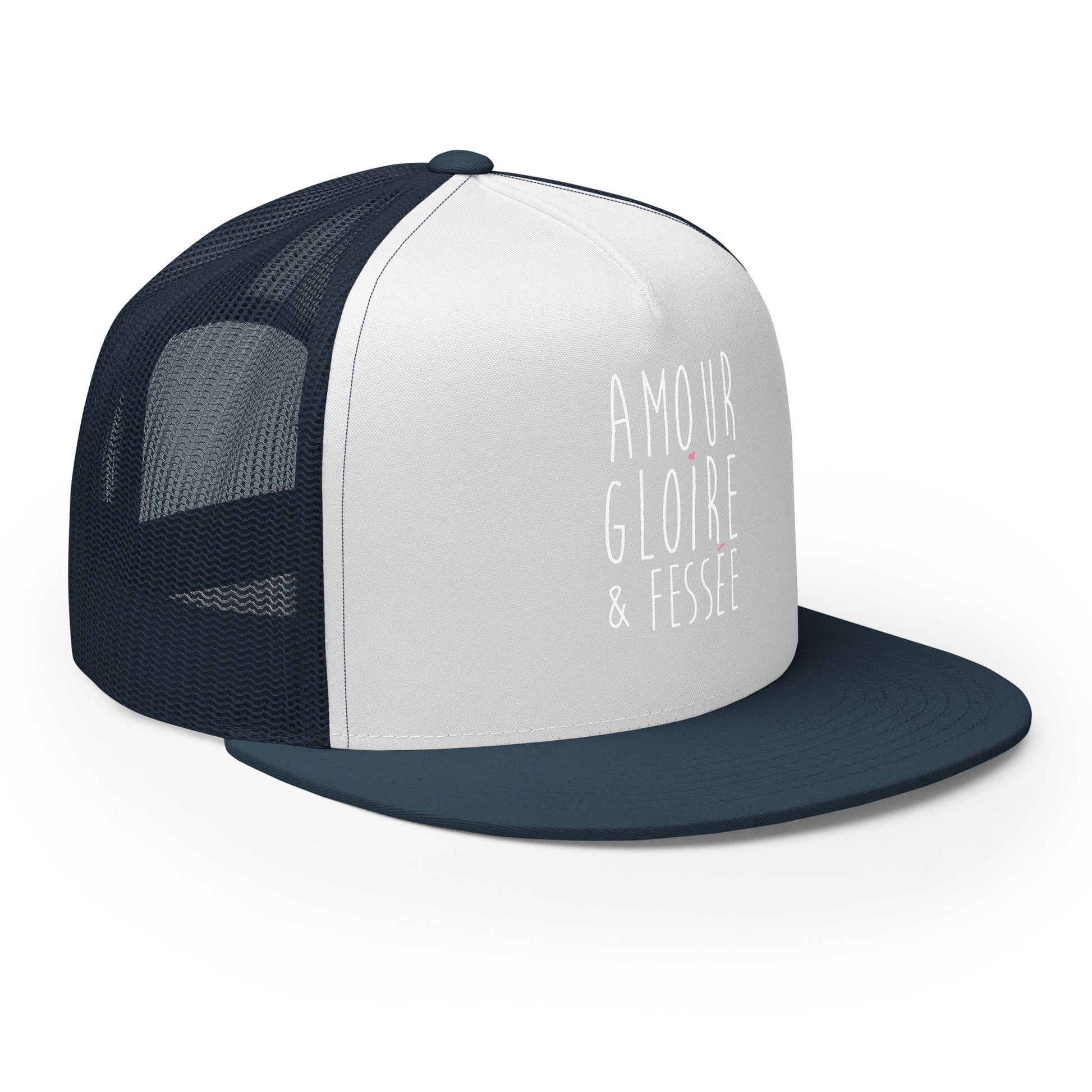 Casquette Trucker, brodée « Amour, Gloire & Fessée », en Bleu Marine, vue de trois quarts, image 42