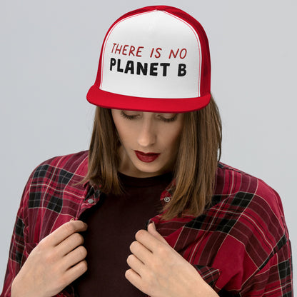 Casquette Trucker de couleur rouge "There is no Planet B"