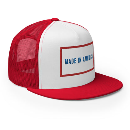 Casquette Trucker de couleur rouge "Made In America"