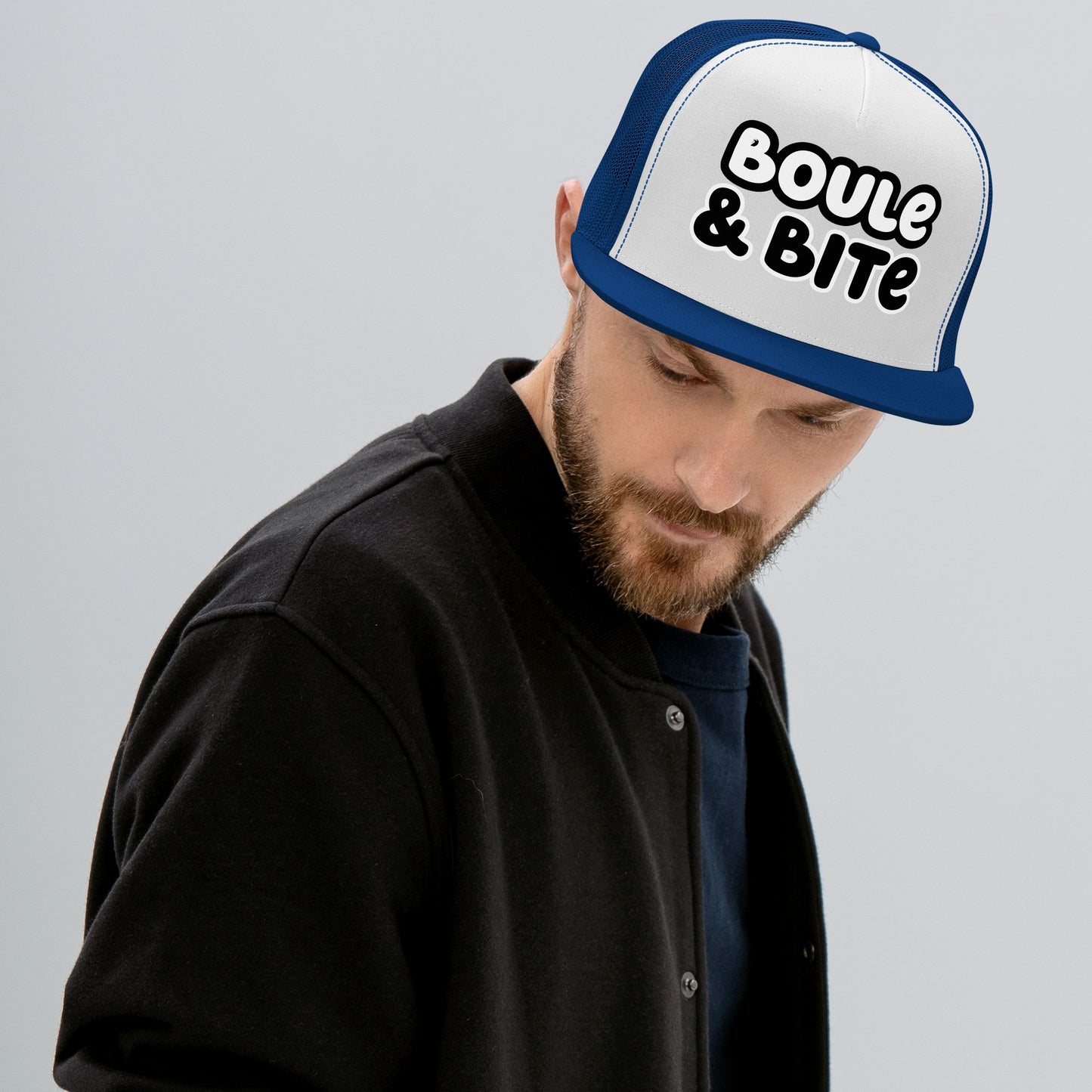 Casquette Trucker, brodée « Boule & Bite », vue de face, image 5