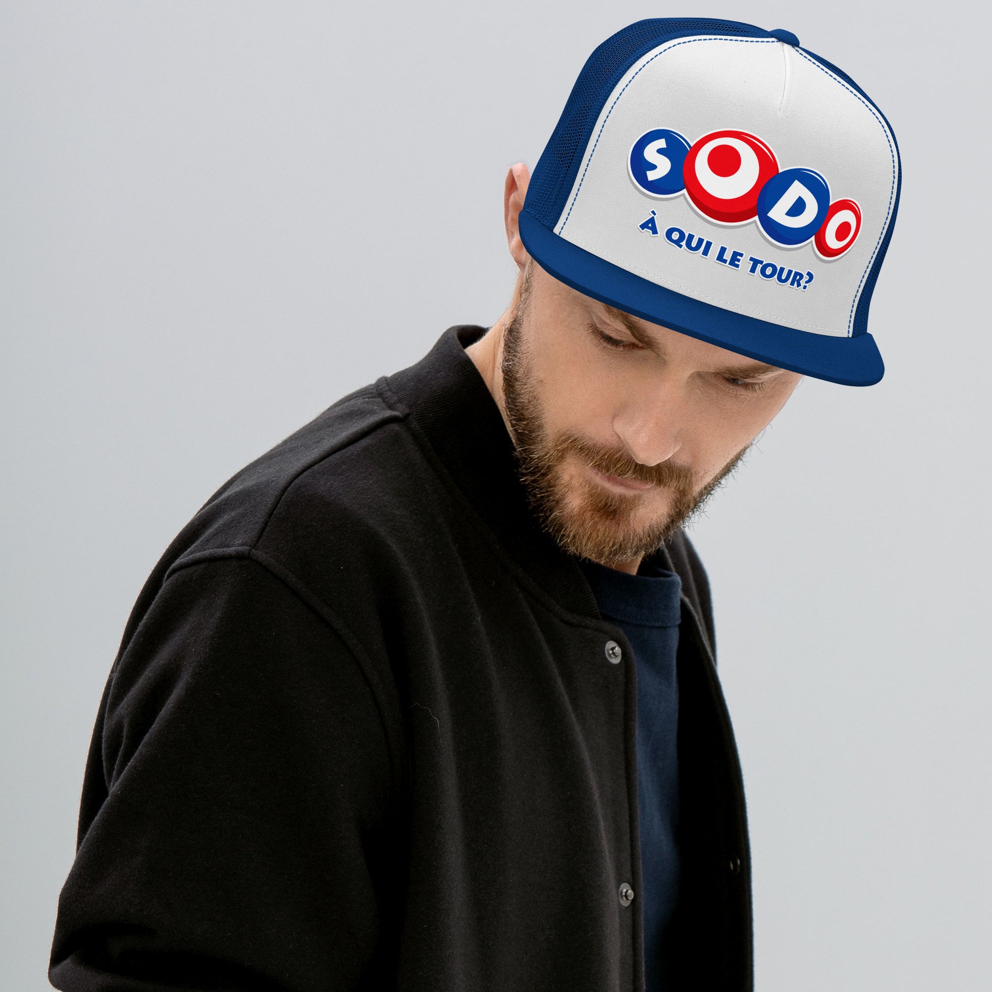Casquette Trucker, brodée « Sodo, à qui le tour ? », vue de face, image 2