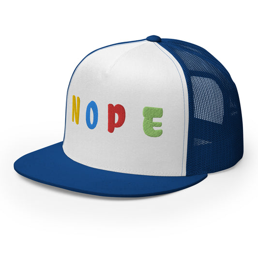 Casquette Trucker de couleur bleue "NOPE"