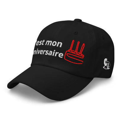 Casquette Baseball, brodée « C'est mon anniversaire », en Noir, vue de trois quarts, image 12
