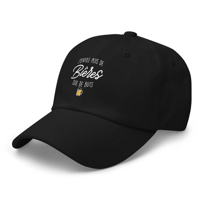 Casquette Baseball, brodée « J'enfile plus de bières que de buts », en Noir, vue de trois quarts, image 20