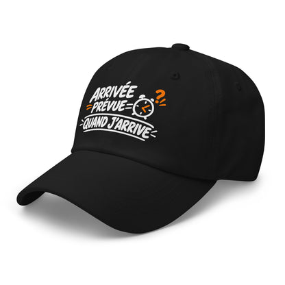 Casquette Baseball, brodée « Arrivée prévue ? quand j'arrive », en Noir, vue de trois quarts, image 4