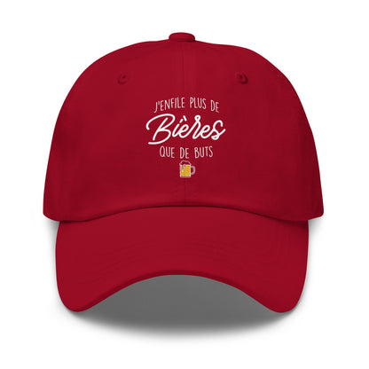 Casquette Baseball, brodée « J'enfile plus de bières que de buts », en Canneberge, vue de face, image 9