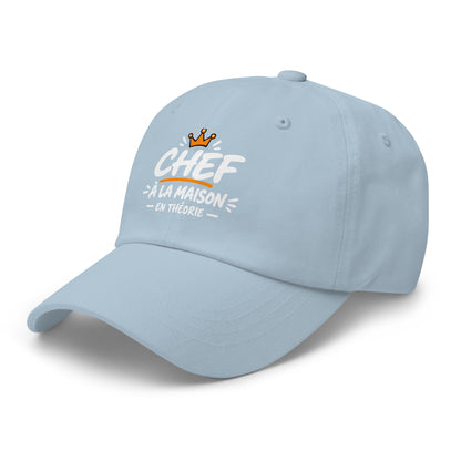 Casquette Baseball, brodée « Chef à la maison, en théorie », en Bleu Clair, vue de trois quarts, image 51