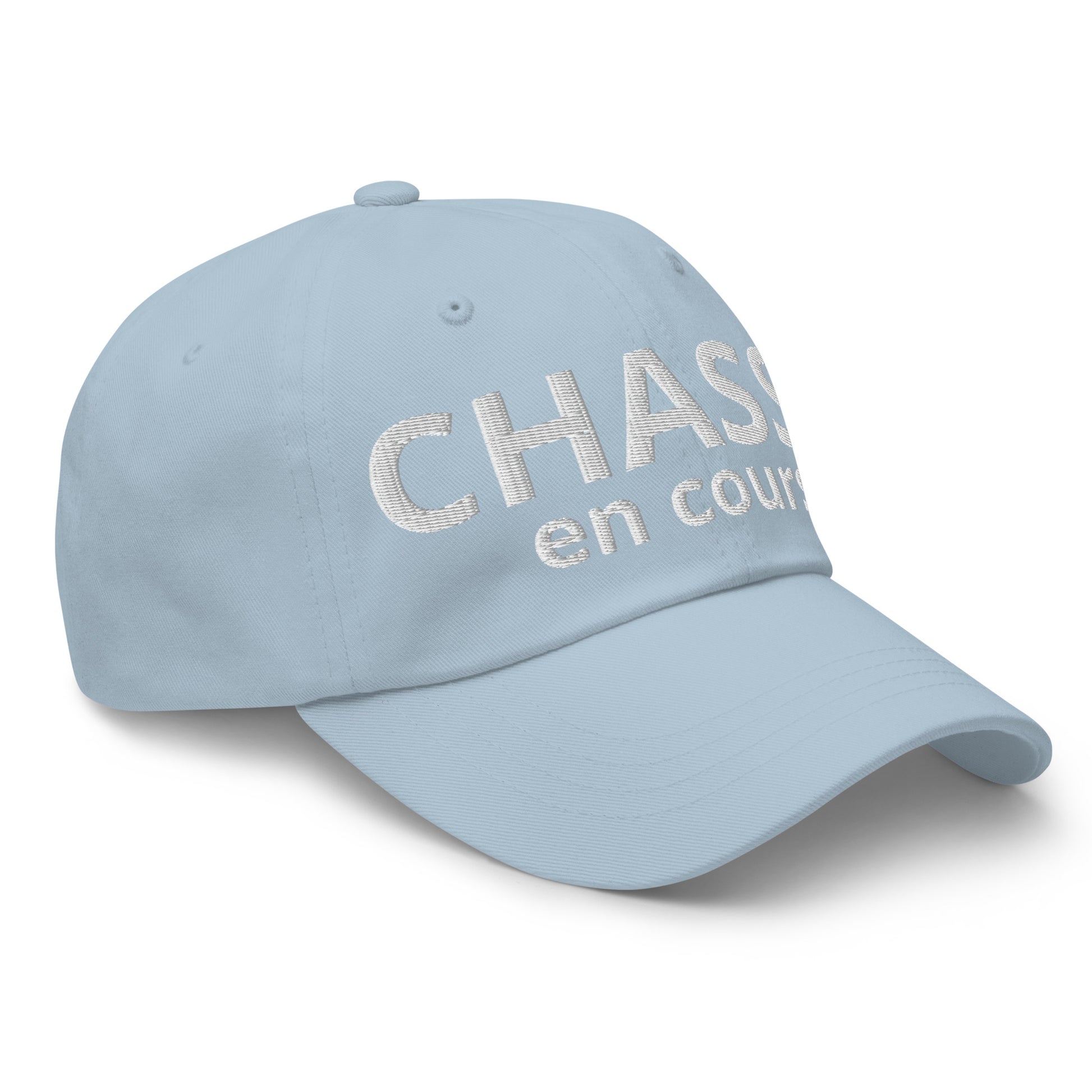 Casquette Baseball, brodée « Chasse en cours », en Bleu Clair, vue de trois quarts, image 51