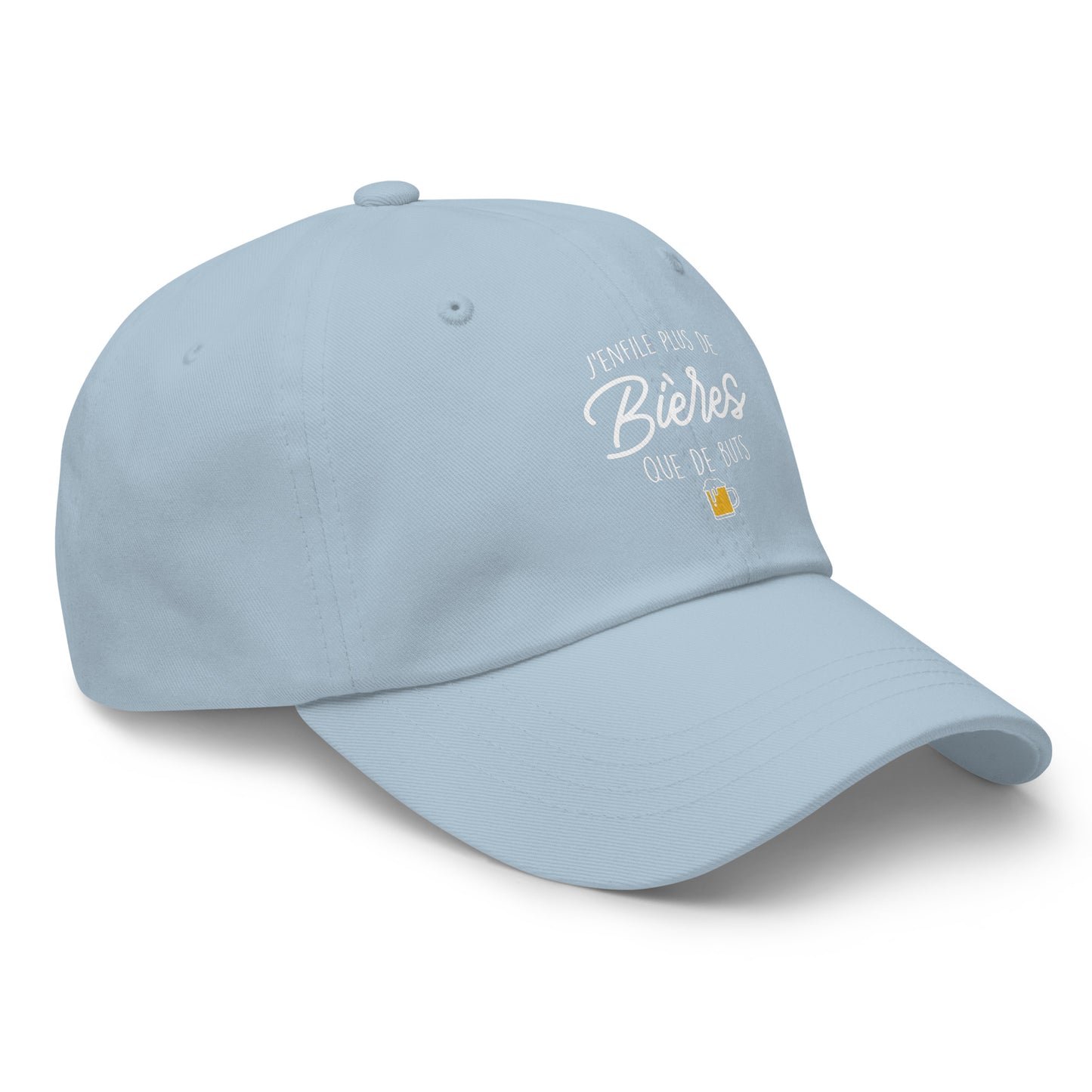 Casquette Baseball, brodée « J'enfile plus de bières que de buts », en Bleu Clair, vue de trois quarts, image 61