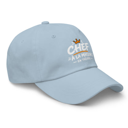 Casquette Baseball, brodée « Chef à la maison, en théorie », en Bleu Clair, vue de trois quarts, image 53