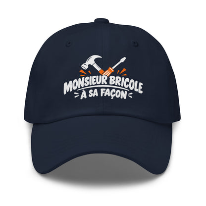 Casquette Baseball, brodée « Monsieur bricole, à sa façon », en Bleu Marine, vue de face, image 8