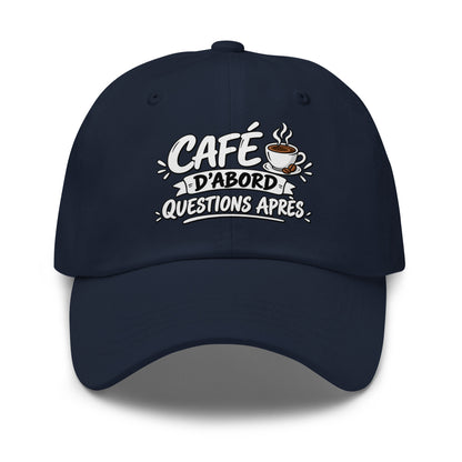 Casquette Baseball, brodée « Café d'abord, questions après », en Bleu Marine, vue de face, image 8