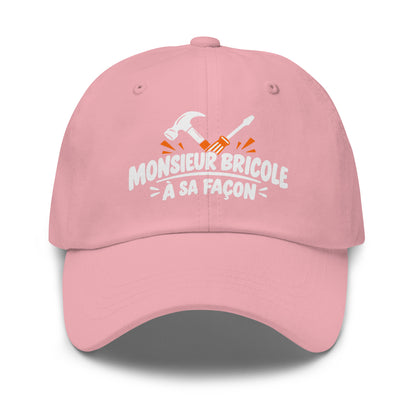 Casquette Baseball, brodée « Monsieur bricole, à sa façon », en Rose, vue de face, image 43