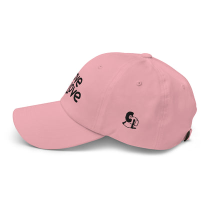 Casquette de Baseball de couleur rose "Love Is Love"