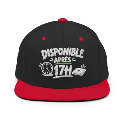 Casquette Snapback, brodée « Disponible après 17h », en Noir, vue de face, image 19