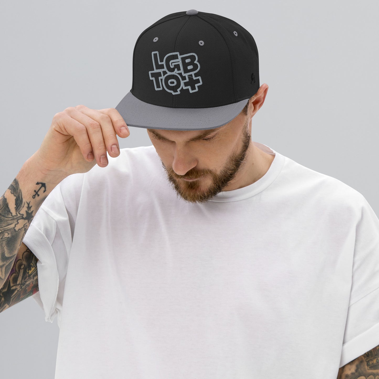 Casquette Snapback, brodée « LGBTQ+ », vue de face, image 10