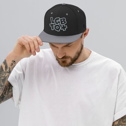 Casquette Snapback, brodée « LGBTQ+ », vue de face, image 10