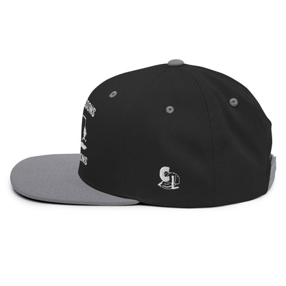 Casquette Snapback, brodée « Près des poissons, loin des cons », en Noir, vue de côté, image 51