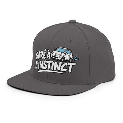 Casquette Snapback, brodée « Garé à l'instant », en Gris Foncé, vue de trois quarts, image 80