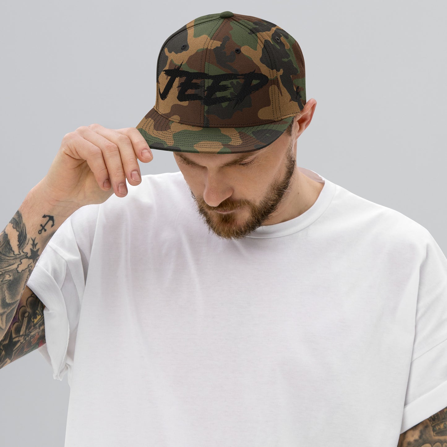 Casquette SnapBack de couleur camouflage verte et marron "Jeep"