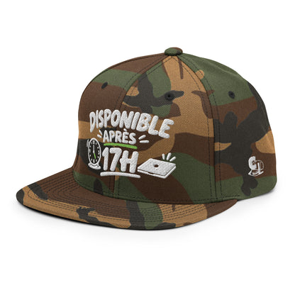 Casquette Snapback, brodée « Disponible après 17h », en Camouflage Vert, vue de trois quarts, image 75
