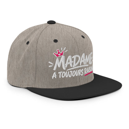 Casquette Snapback, brodée « Madame à toujours raison », en Noir, vue de trois quarts, image 92