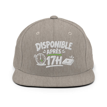Casquette Snapback, brodée « Disponible après 17h », vue de face, image 9