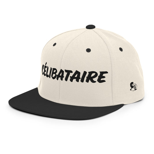 Casquette SnapBack de couleur beige et noire "Célibataire"