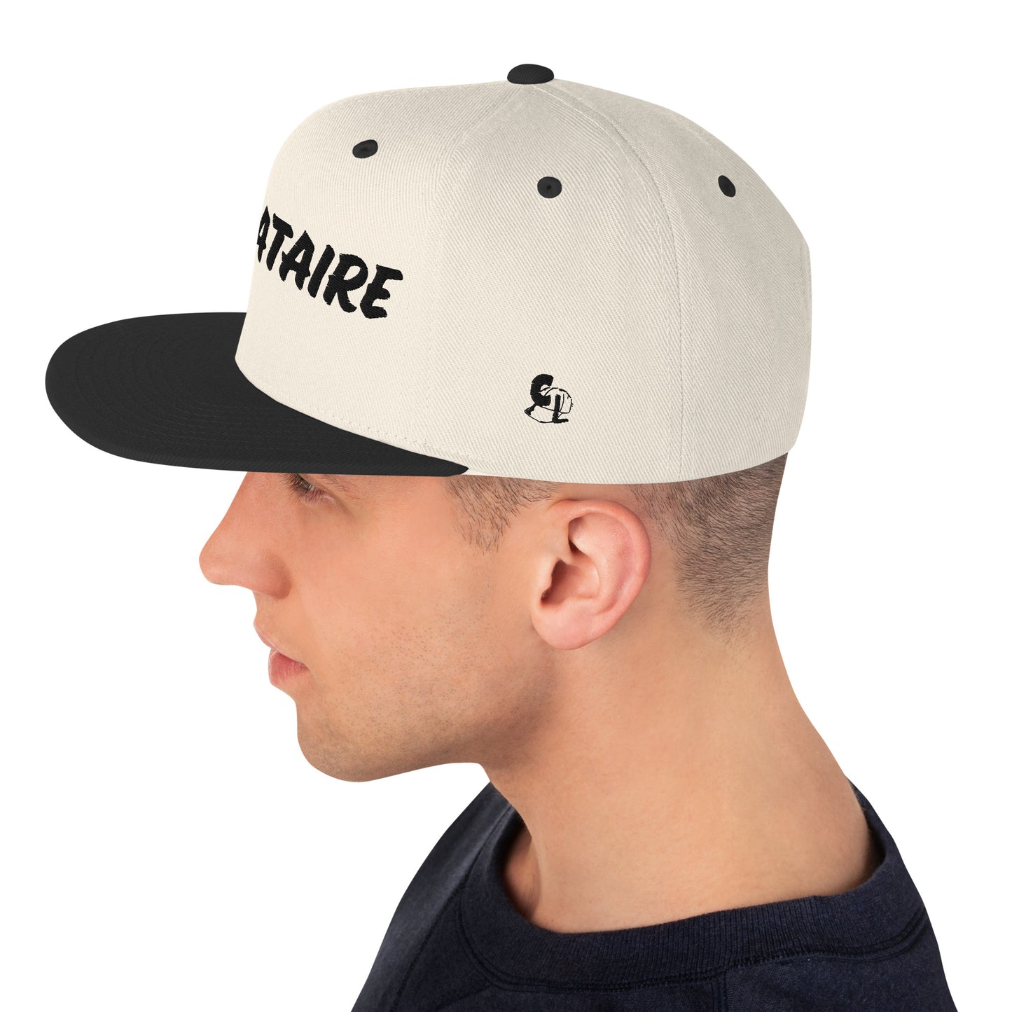 Casquette SnapBack de couleur beige et noire "Célibataire"