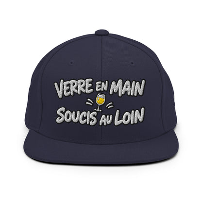 Casquette Snapback, brodée « Verre en main, souci au loin », en Bleu Marine Foncé, vue de face, image 16
