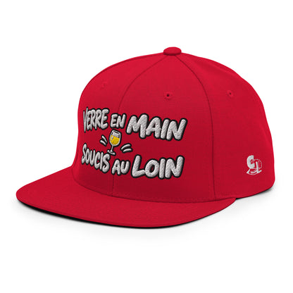 Casquette Snapback, brodée « Verre en main, souci au loin », en Rouge, vue de trois quarts, image 70