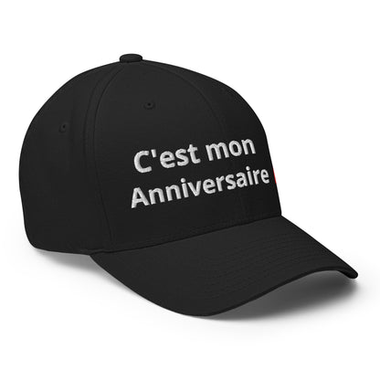 Casquette Baseball, brodée « C'est mon anniversaire », en Noir, vue de trois quarts, image 22