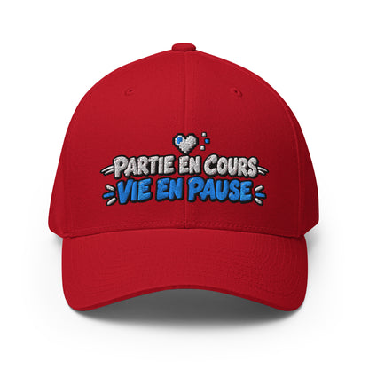 Casquette Casquette, brodée « Partie en cours, vie en pause », en Rouge, vue de face, image 8