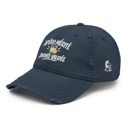 Casquette Baseball, brodée « Apéro validé, journée validée », en Bleu Marine, vue de trois quarts