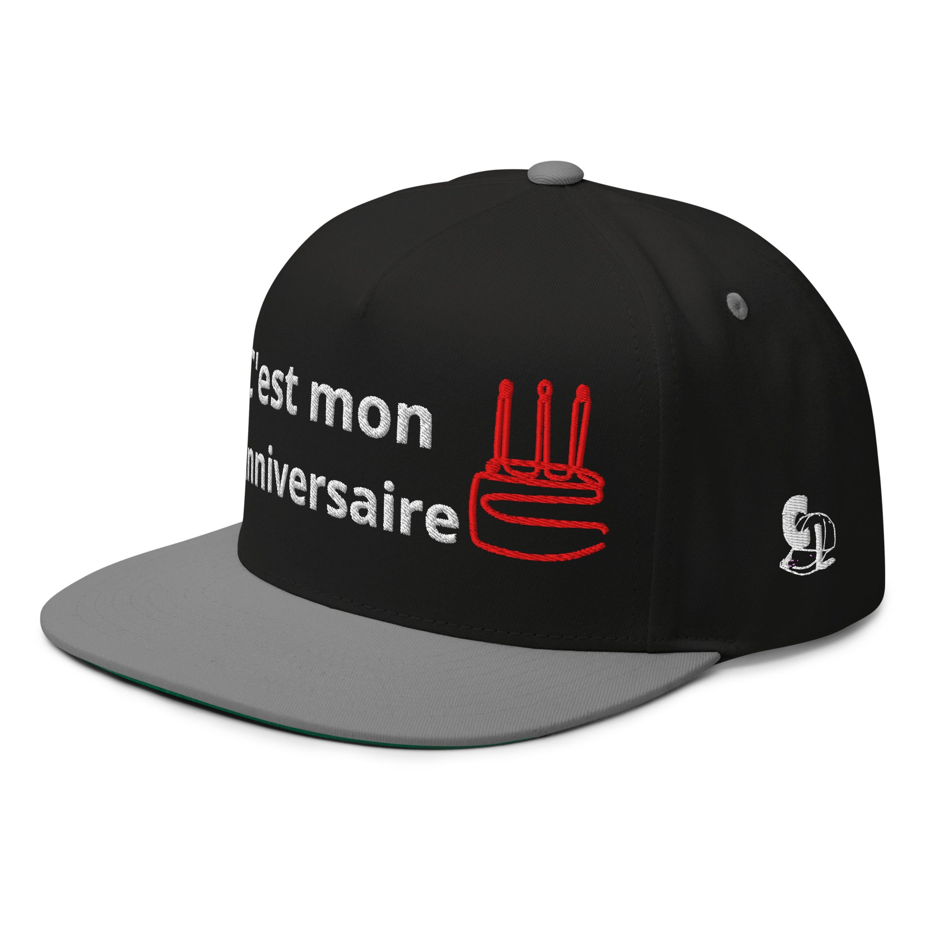 Casquette Snapback, brodée « C'est mon anniversaire », en Noir, vue de trois quarts, image 10
