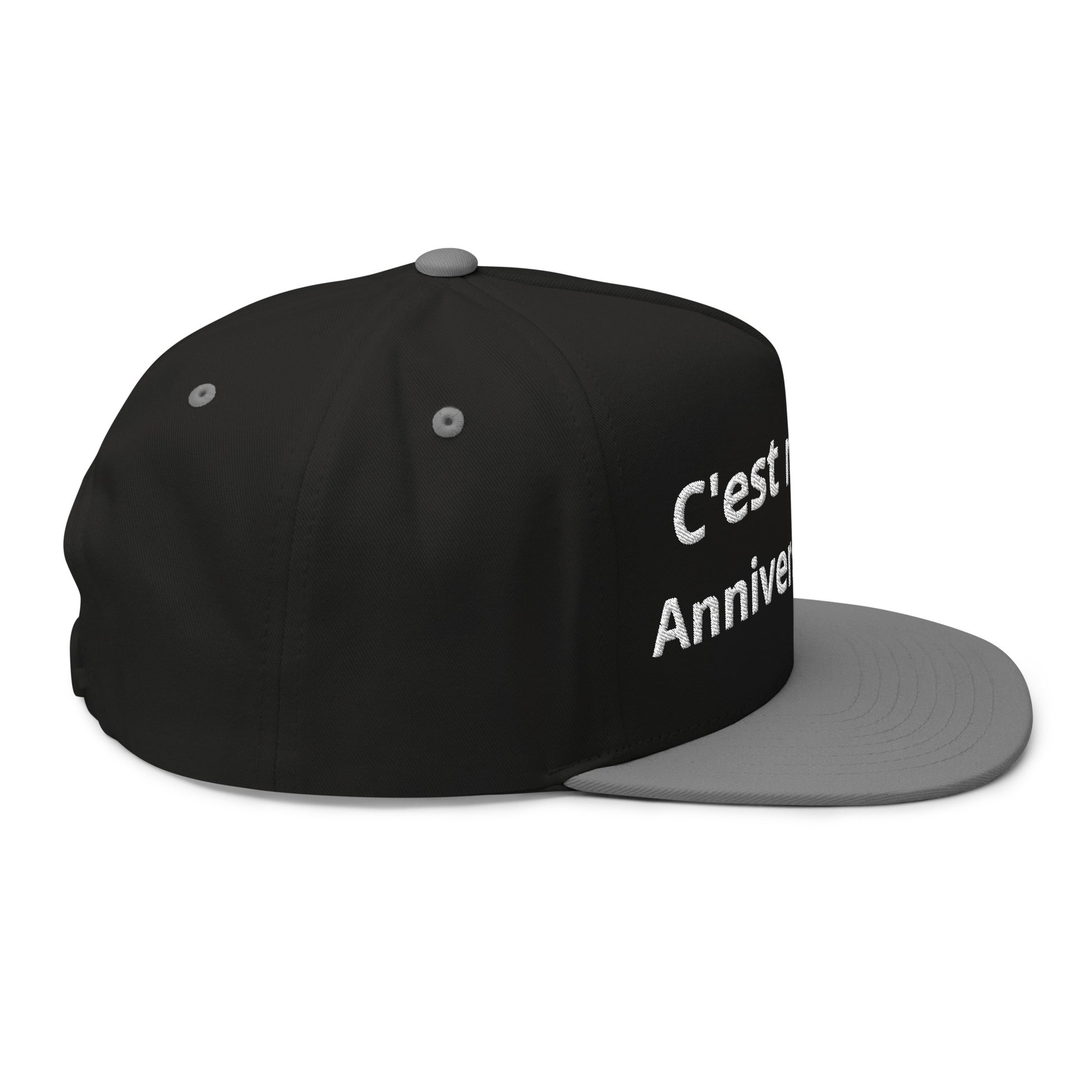 Casquette Snapback, brodée « C'est mon anniversaire », en Noir, vue de côté, image 13