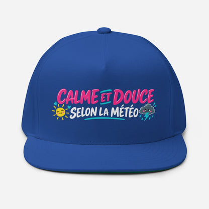 Casquette Snapback, brodée « Calme et douce selon la météo », en Bleu Roi, vue de face, image 15