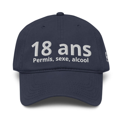 Casquette Baseball, brodée « 18 ans, Permis, sexe, alcool », en Bleu Marine, vue de face, image 10