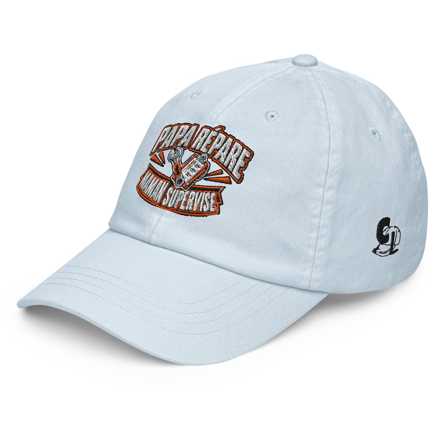 Casquette Baseball, brodée « Papa répare, Maman supervise », en Pastel Blue, vue de trois quarts, image 14