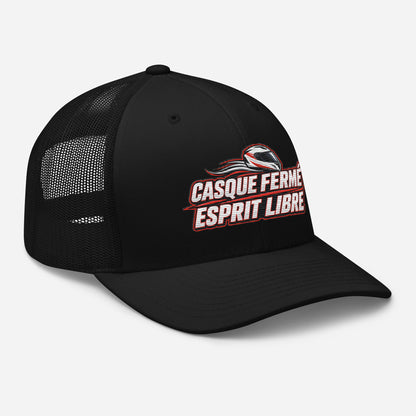 Casquette Trucker, brodée « Casque fermé, esprit libre », en Noir, vue de trois quarts, image 7