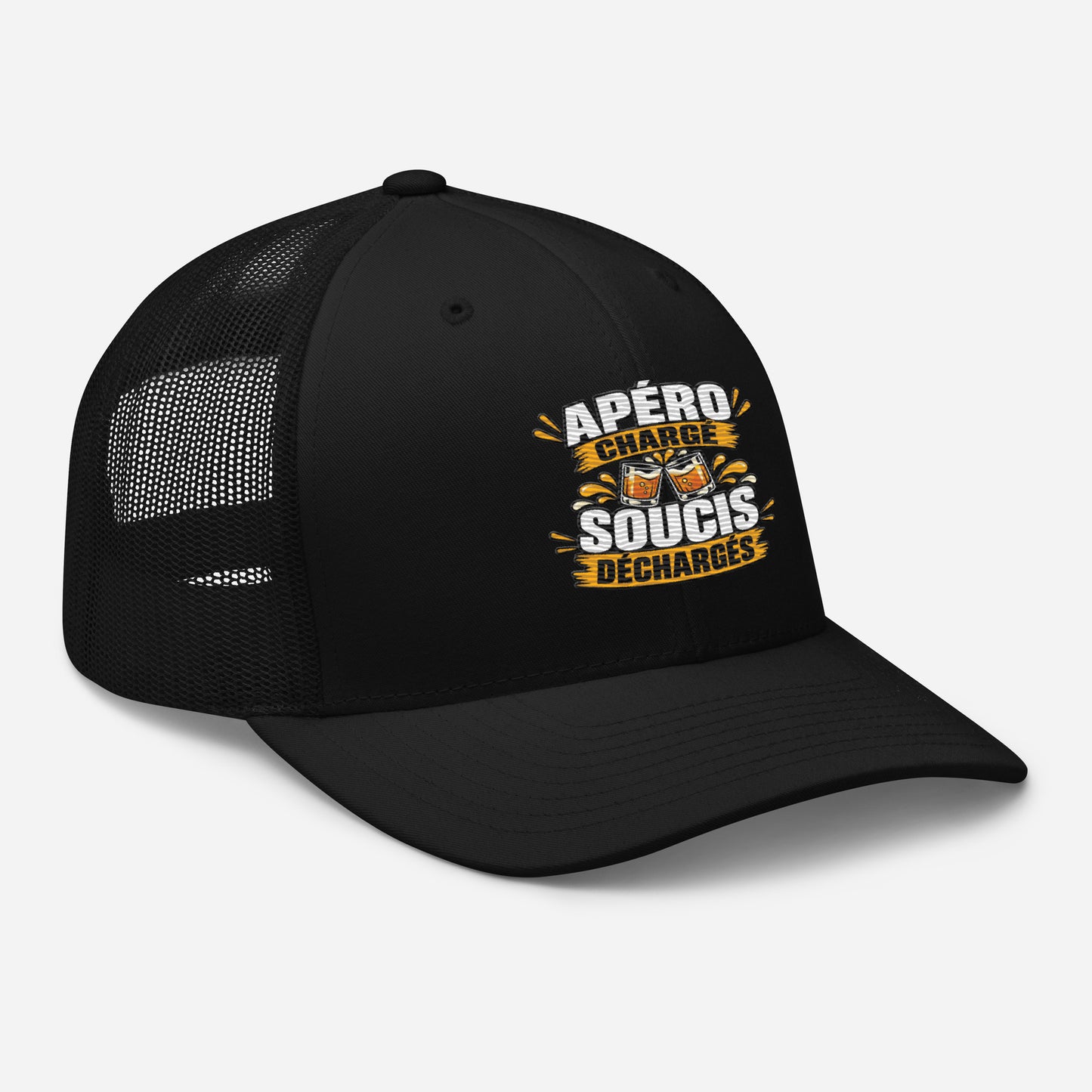 Casquette Trucker, brodée « Apéro chargé, soucis déchargés », en Noir, vue de trois quarts, image 7
