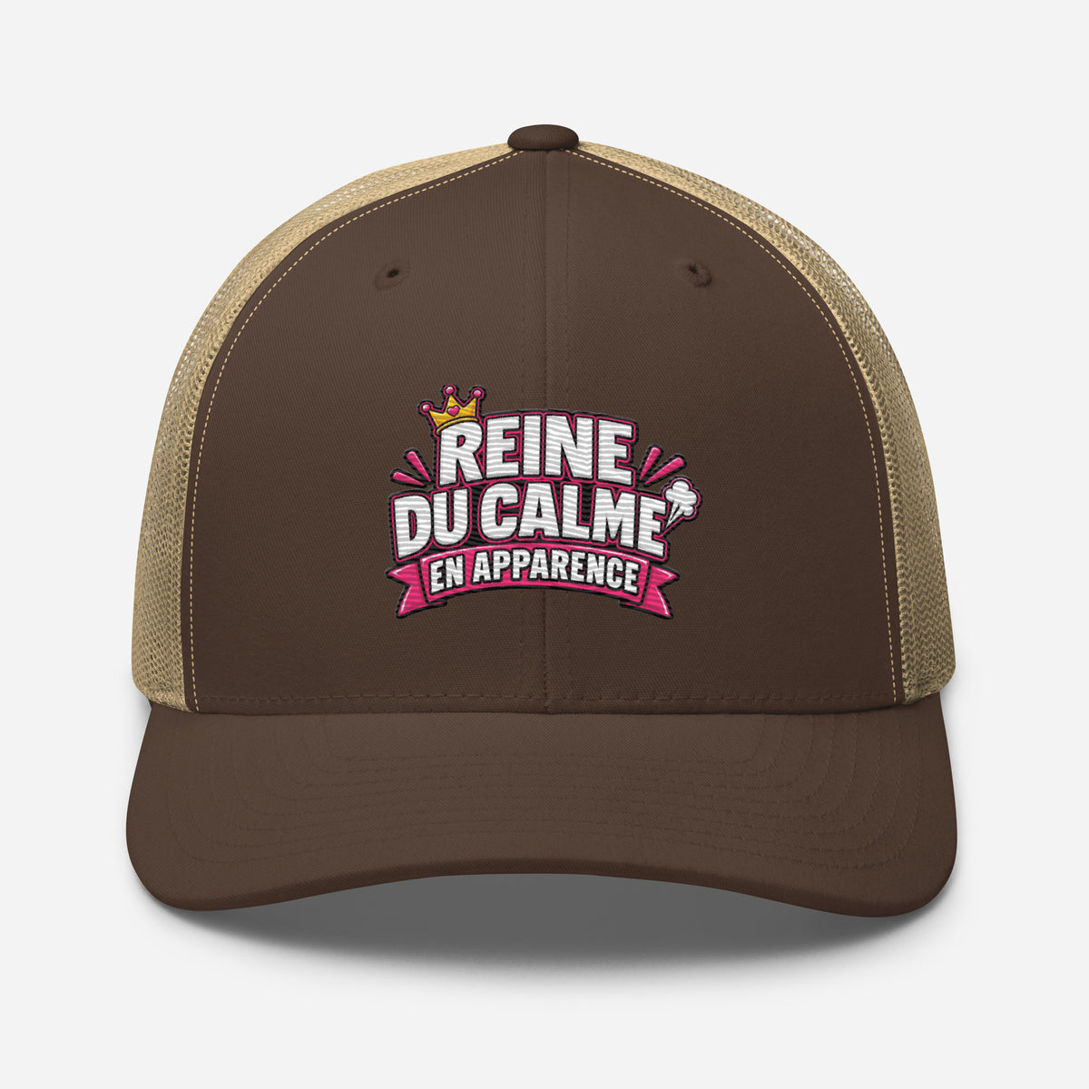 Casquette Trucker, brodée « Reine du calme, en apparence », en Kaki, vue de face, image 45
