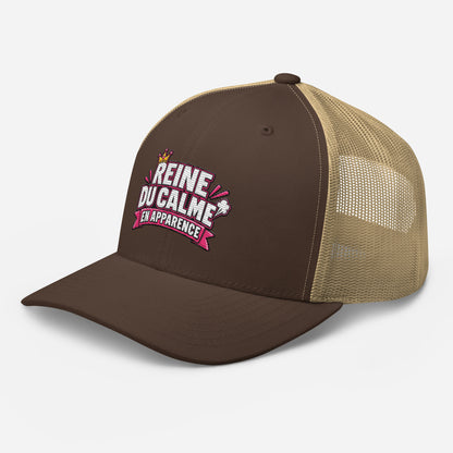 Casquette Trucker, brodée « Reine du calme, en apparence », en Kaki, vue de trois quarts, image 47