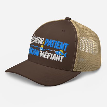 Casquette Trucker, brodée « Pêcheur patient, poisson méfiant », en Kaki, vue de trois quarts, image 47